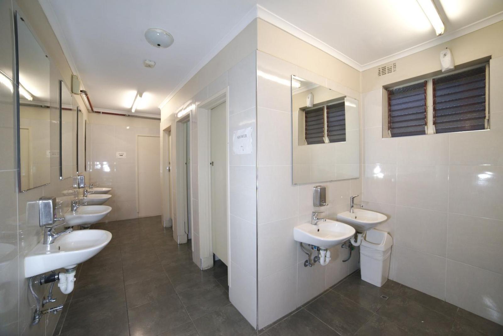 City Centre Budget Hotel Melbourne Exterior photo